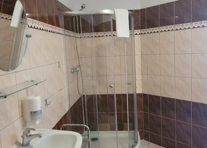 Artel Tarsis كولوبرزيغ